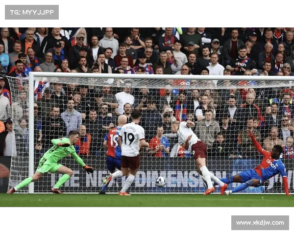 曼城凭借精准的传球展现控场能力