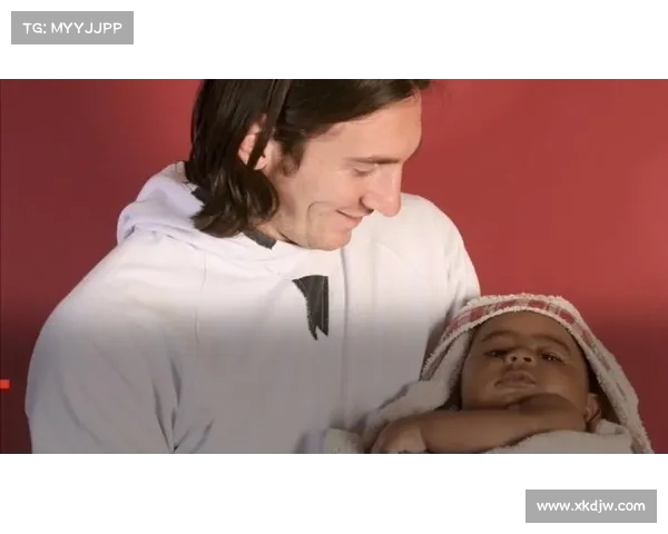 梅西的温情时刻:给月大亚马尔洗澡的趣事回顾(西亚梅西奥马尔) 梅西的温情时刻:给月大亚马尔洗澡的趣事回顾(西亚梅西奥马尔)