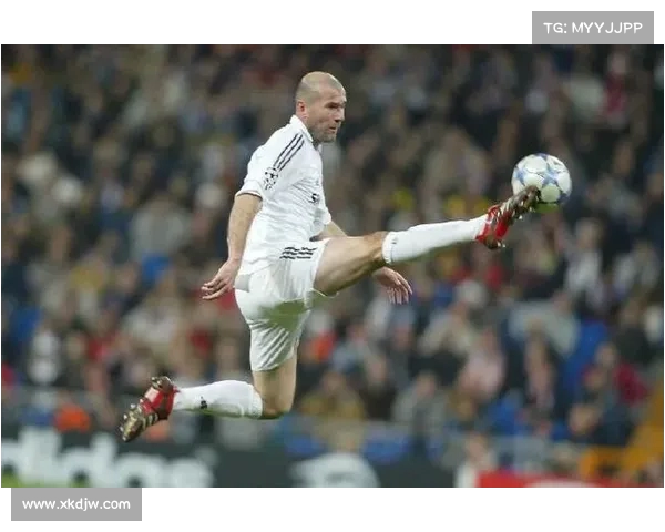 齐达内生日特辑：如何带领皇马创造欧冠三连冠的历史奇迹(齐达内在皇马几年)