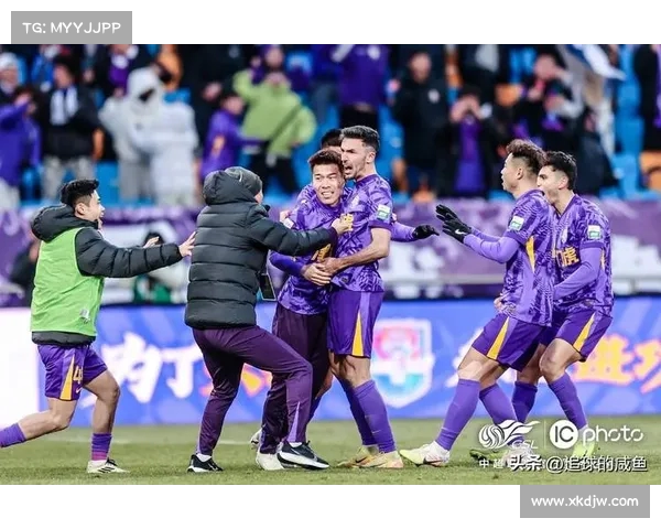 上海海港与山东泰山上演强强对话，最终以平局收场